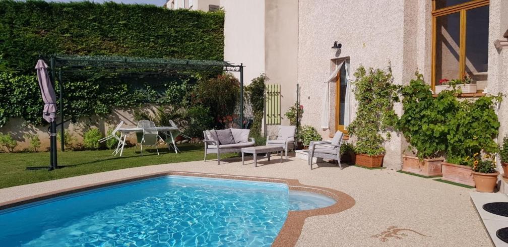 Studio-Mezzanine Dans Villa Cagnes-sur-Mer Exterior photo